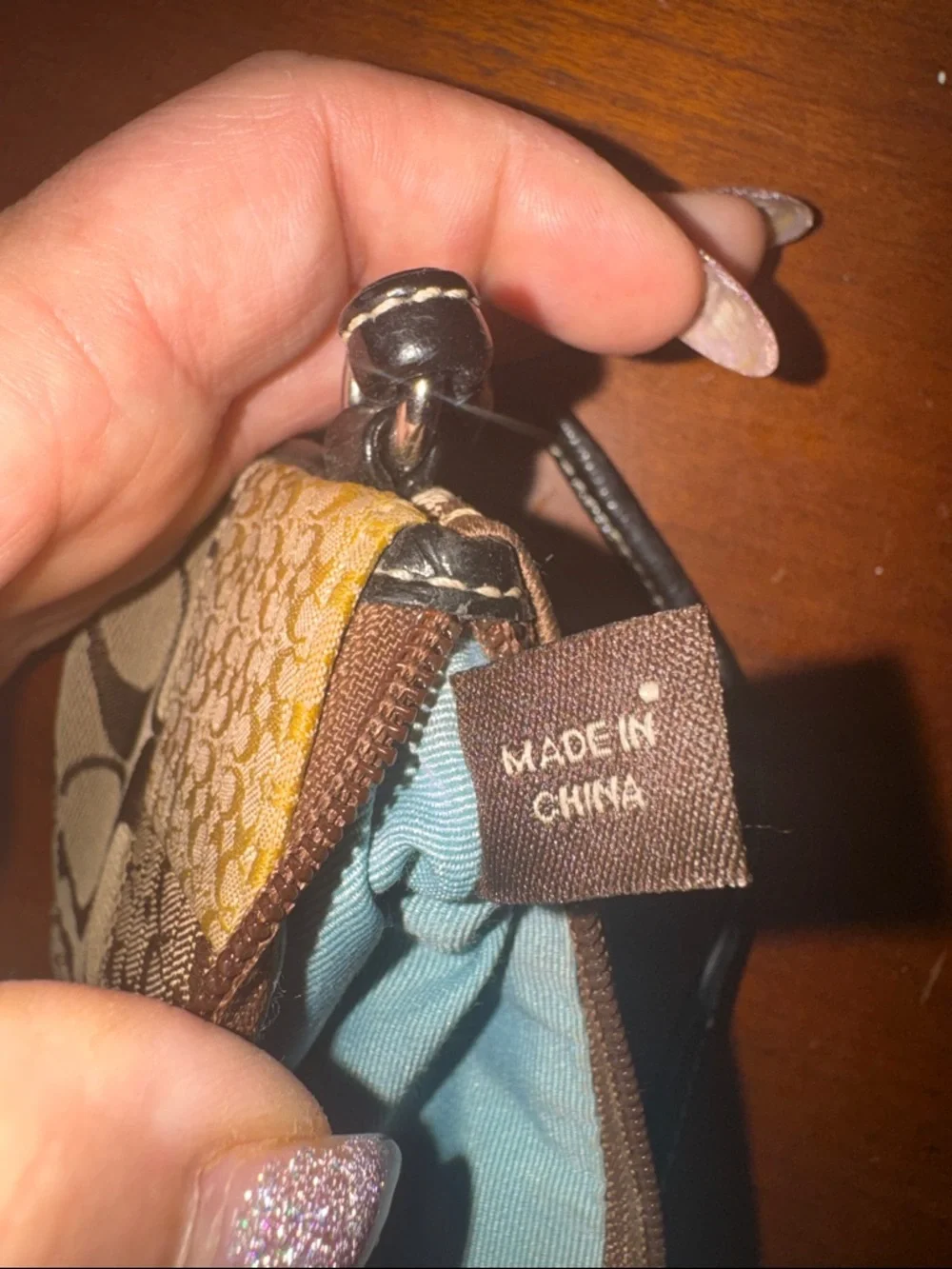 Coach Vintage Viral Patchwork Wristlet Bag in Signature - Picture 6 of 6